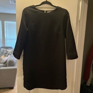 H&M BLACK DRESS W/ SLEEVES 3/4